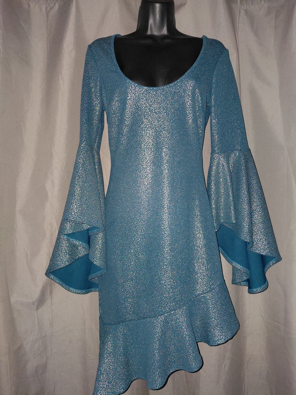 VENUS Shimmer Teal Bell-Sleeve Dress